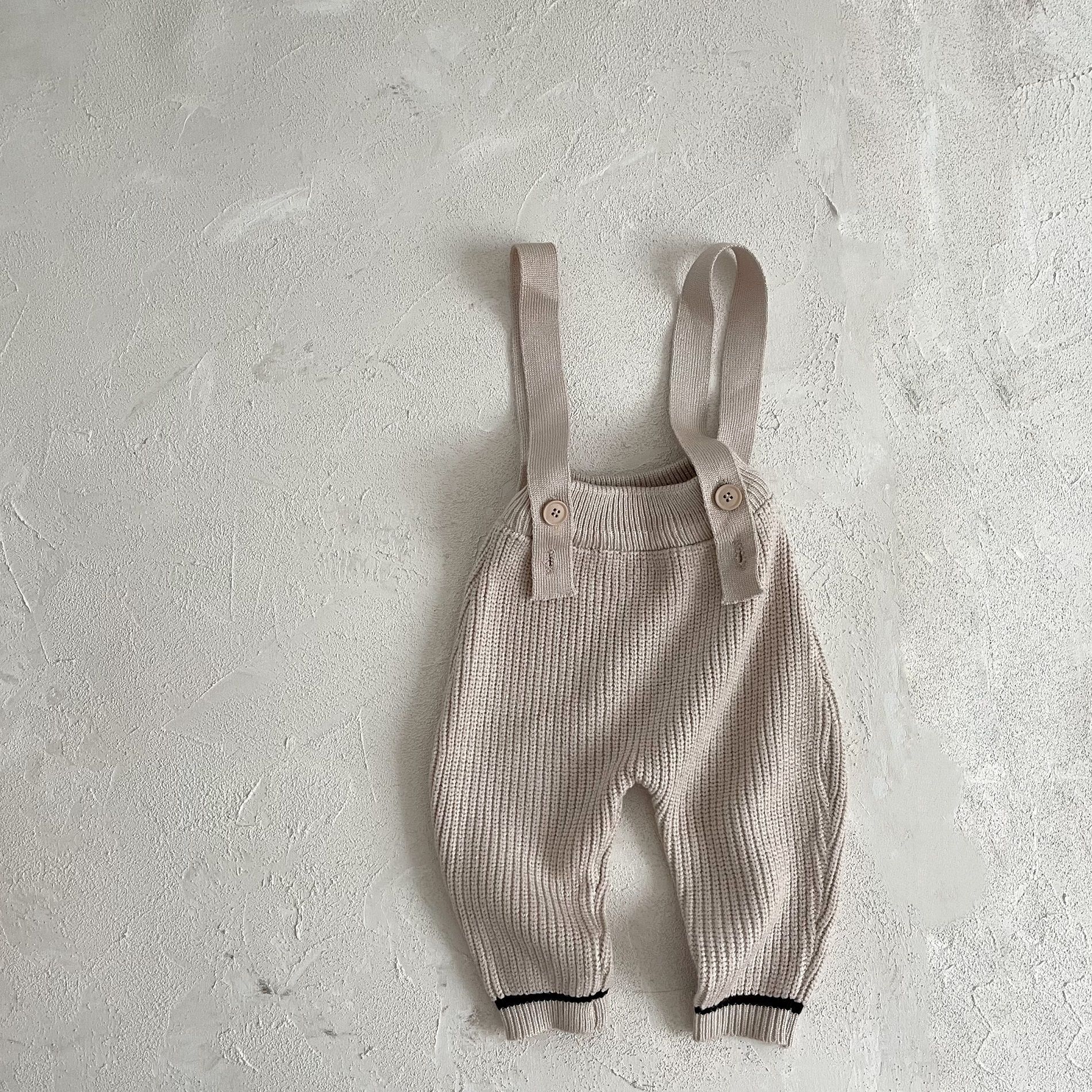 Picture of Children's Autumn and Winter Korean Style 2024 Baby Knitted Overalls Boys and Girls Sweater Overalls Western Style Overalls