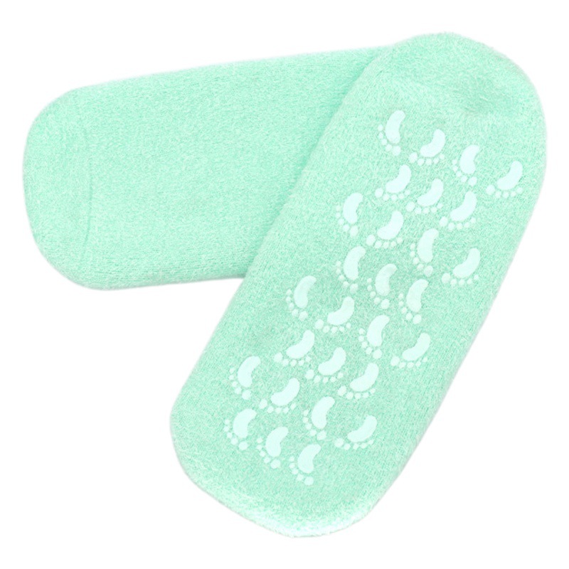 Feather Yarn Mid-Calf Socks Are Moisturizing and Come in a Variety of Colors to Choose From. Feather Yarn Socks