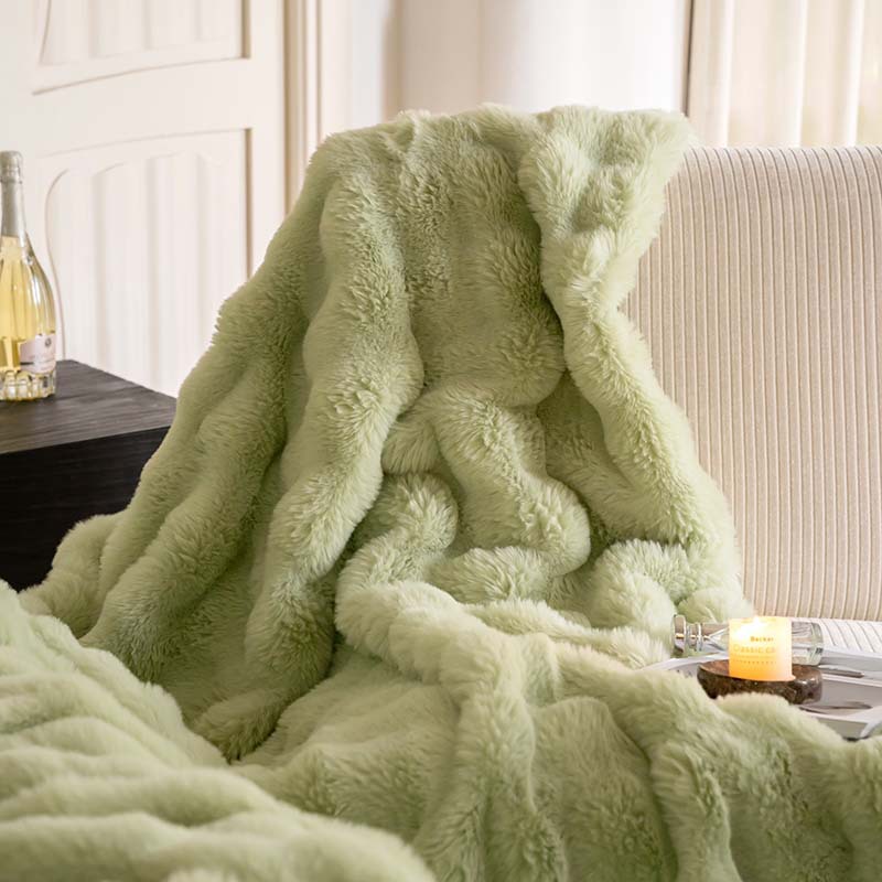 Picture of Thickened Class a Imitation Rabbit Velvet Blanket Milk Velvet Cover Blanket Winter Warm Sofa Coral Velvet Lunch Blanket Soft