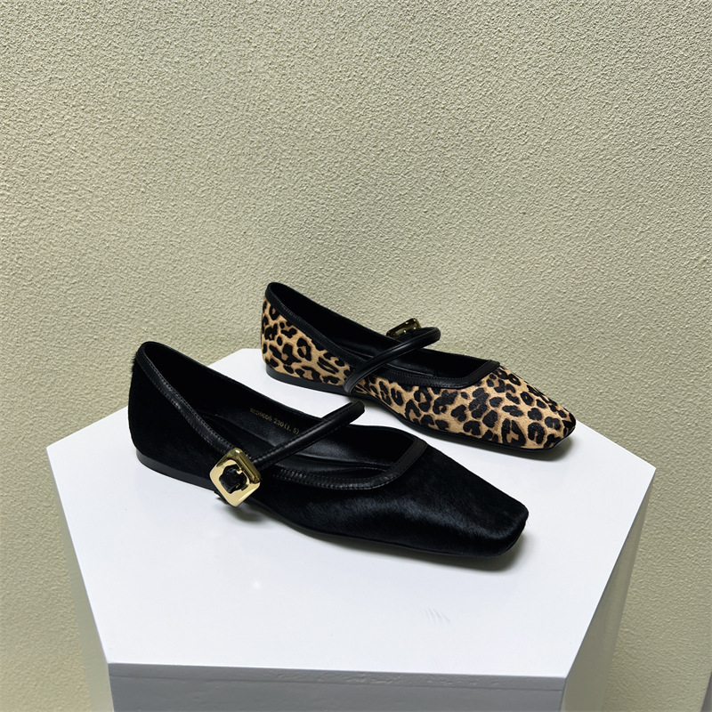 European Station Women's Shoes 2023 Autumn Flat Shoes with Leopard Print Square Head European Goods Shallow Mouth Single Shoes for Women