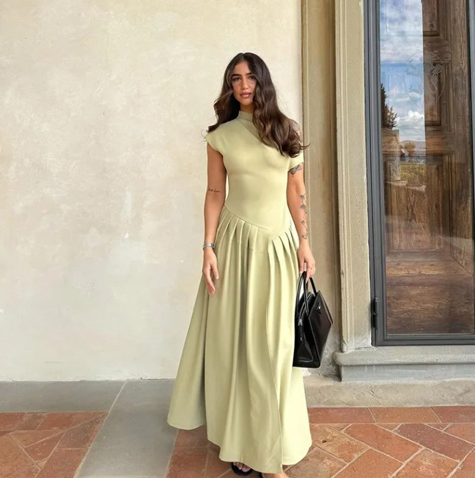 Cross-border European and American women's clothing wholesale AliExpress explosion round neck diagonal shoulder short sleeve big dress