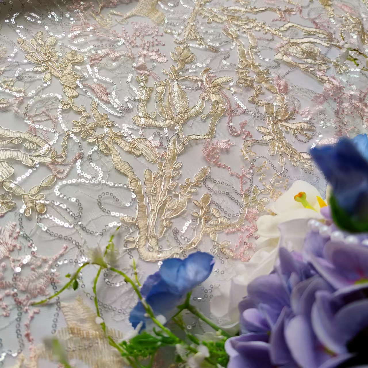 Bubble Embroidered Sequin Rope Embroidered Fabric Multicolor Torn Cheongsam Dress in stock Su-style