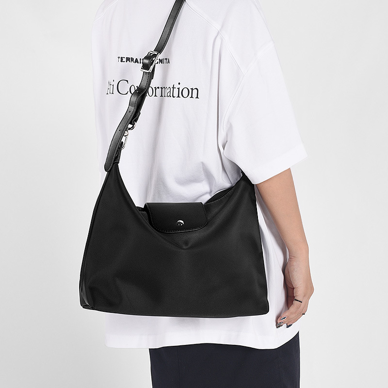 Picture of Bag Women's 2023 New Hobo Underarm Bag All-match Tote Bag Messager Bag Large Capacity Single Shoulder High-end Sense Bag for Women