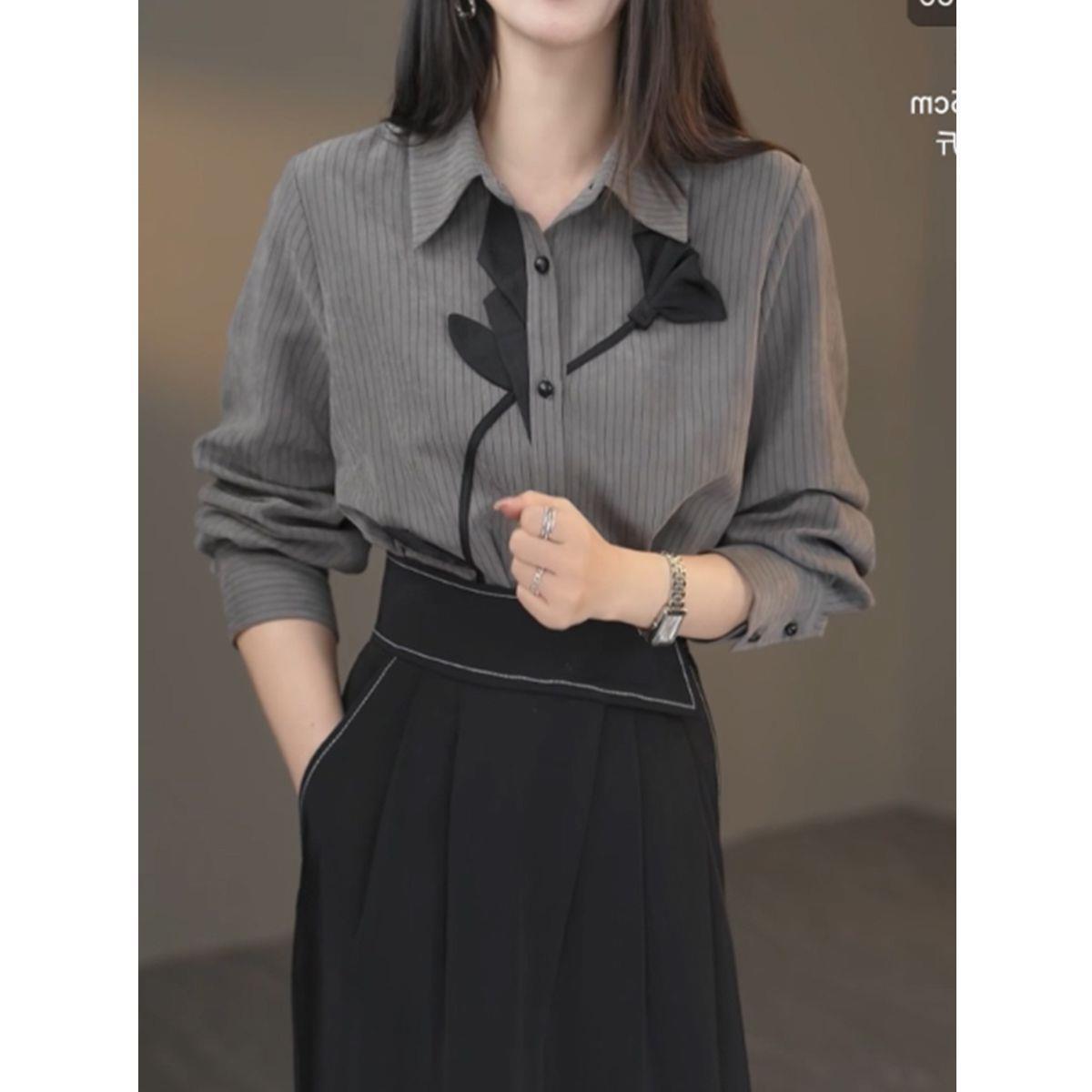 Sense gray shirt women's autumn and winter 2024 new three-dimensional flower top base shirt women's shirt