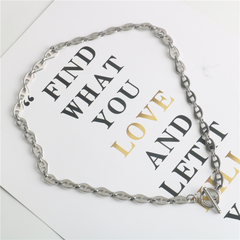 European and American Fashion ins Diamond Pig Nose Stitching Titanium Steel Necklace Fashion Design Cold Style Metal Neck Chain