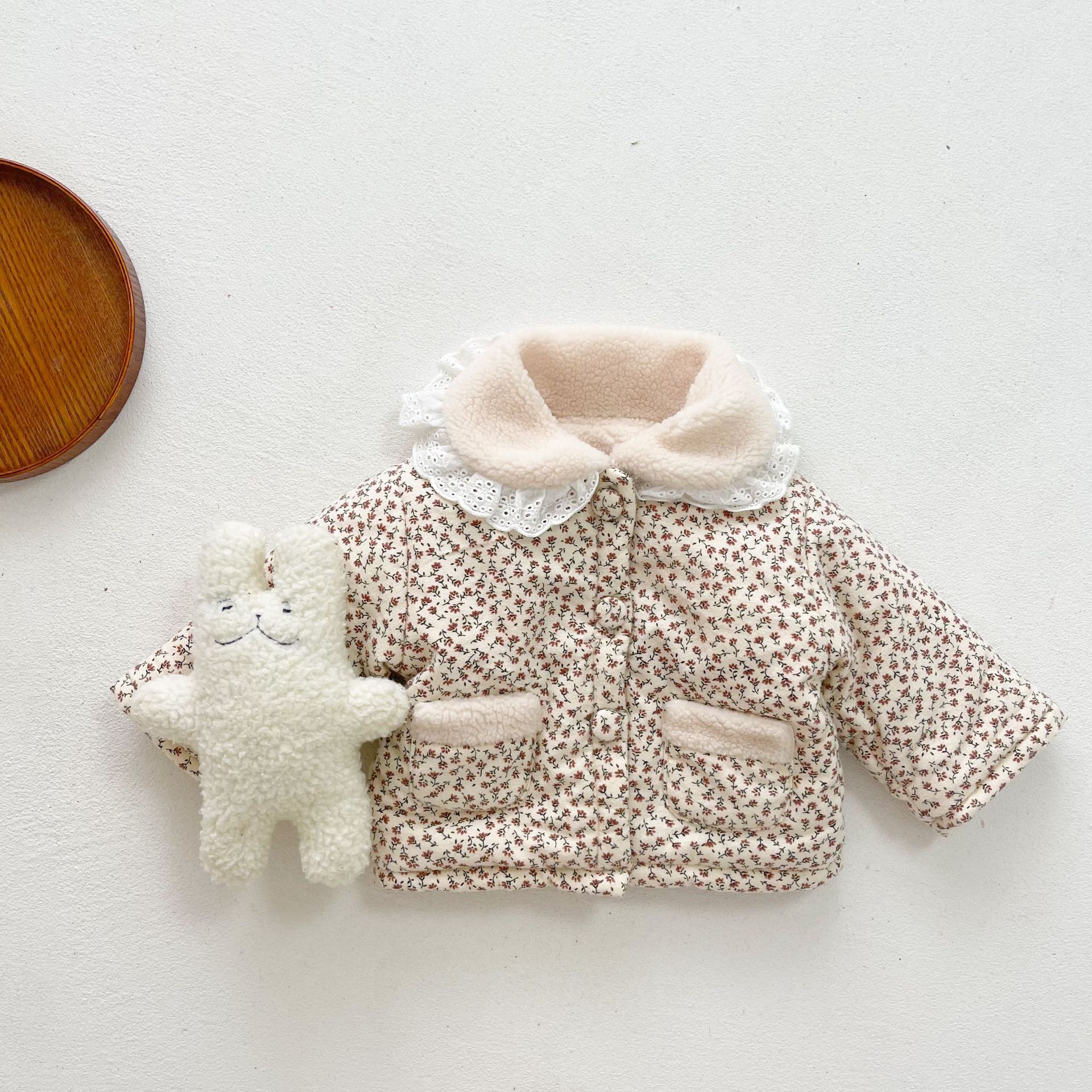 Picture of 0-3 Years Old Baby Winter Cotton Outwear K-Style Floral Quilted Warm Baby Cotton Outwear Fleece-Lined Baby Girl Cotton Outwear