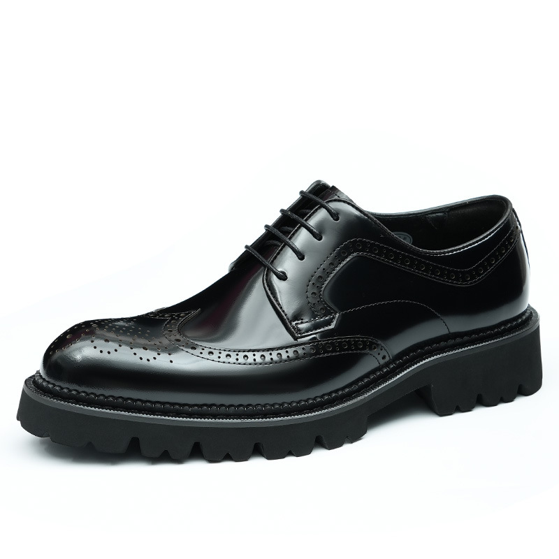 Picture of [vip for] Taobao for patent leather bright leather shoes men's British carved brogue pointed thick-soled men's shoes