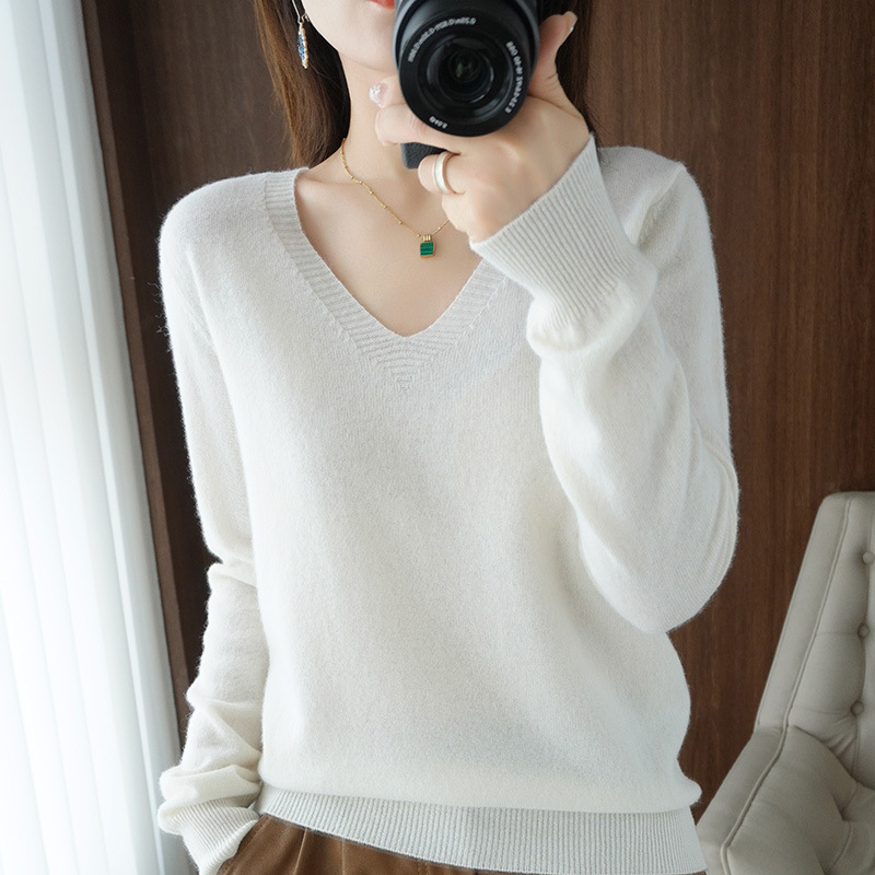 Picture of 2025 Spring New Pure Color V Neck Knitted Bottoming Shirt Pullover Slimming Look Sweater Thin Style Western Style Inner Wear