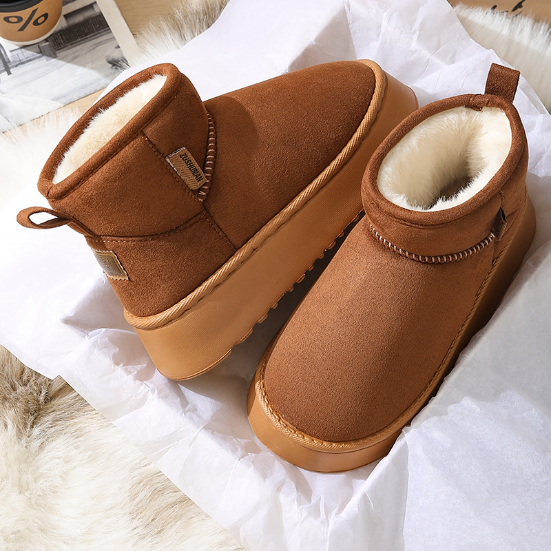 Picture of Amazon's popular short snow boots women's winter 2025 new thick-soled versatile fleece thickened warm cotton shoes