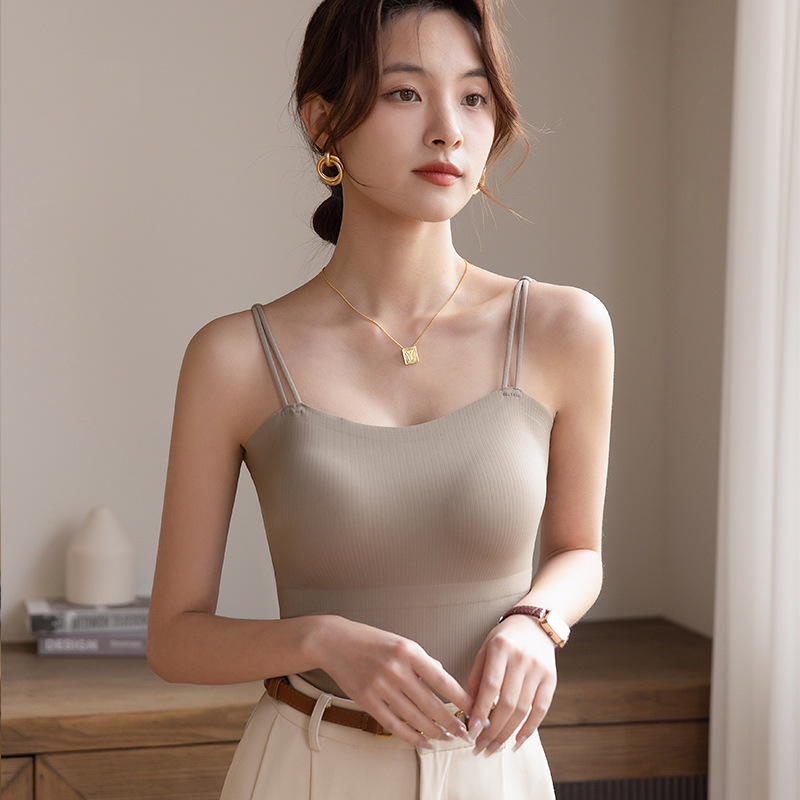 Picture of Summer Camisole Women's 2024 New Style Inner Base Outer Wear Beautiful Back Bra One-piece 6611 with Chest Pad