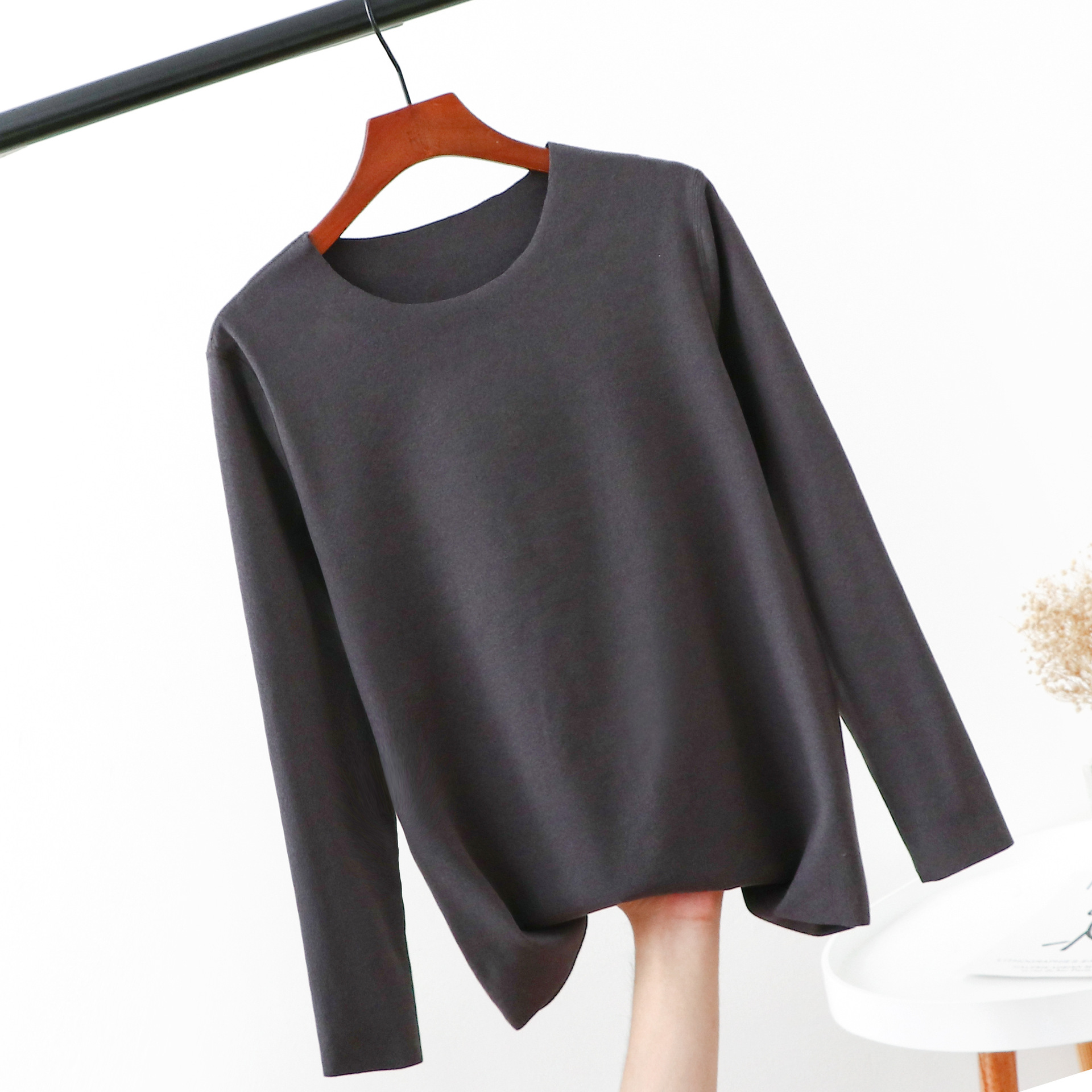 Picture of Add fat to increase the size of fat MM200 kg seamless velvet crew neck bottoming shirt long sleeve thermal underwear jacket women's autumn clothing