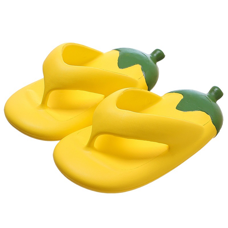 Children's Eggplant Slippers Are Non-Slip, Anti-Odor and Poop-Feeling for Middle-Aged and Older Boys and Girls to Wear on the Beach in Summer