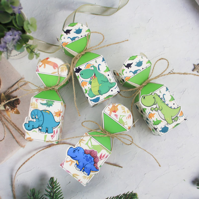 European new candy box creative vase card three-dimensional dinosaur candy box Baby Full Moon gift box
