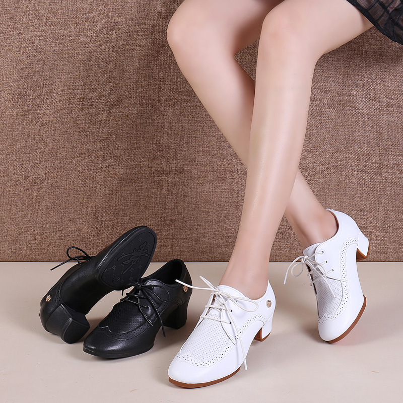 Latin Dance Shoes Women's Adult Soft-soled National Standard Dance Social Square Dance Shoes Genuine Leather Spring and Autumn Supper Teacher Shoes