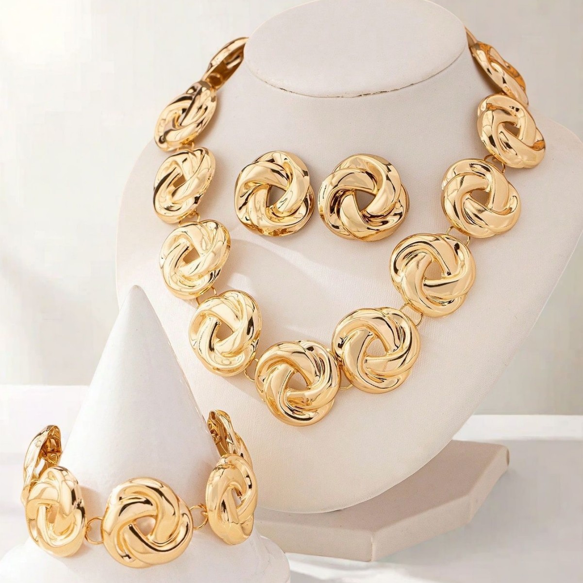 Picture of European and American Cross-border Source Retro Fashion Knot Geometric Necklace Bracelet Earrings Wrap Style Jewelry Niche Ladies