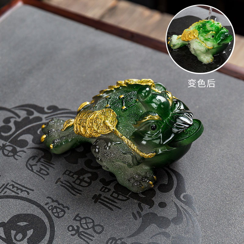 Picture of Golden Toad Color-changing Tea Pet Ornaments Boutique Tea Tray Tea Table Tea Set Accessories Jewelry Money-making Golden Toad Tea Play