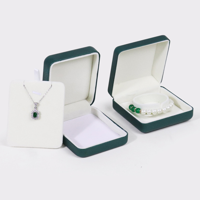 Picture of PU Leather Rounded Jewelry Box Storage Necklace Earrings Earrings Bracelet Pendant Bracelet Jewelry Ring Packaging Box