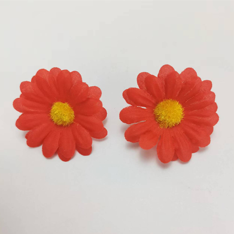Picture of Simulated 4cm Small Chrysanthemum DIY Sun Flower Head Small Daisy Arch Road Leading Flower Arrangement Flower Garland Head Jewelry Wholesale