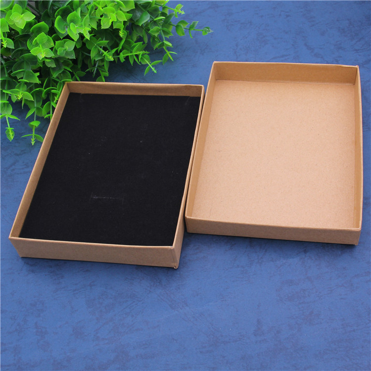 Picture of Ready Stock Retro Kraft Paper Gift Box Necklace Earrings Jewelry Packaging Box Large Jewelry Set Box Wholesale