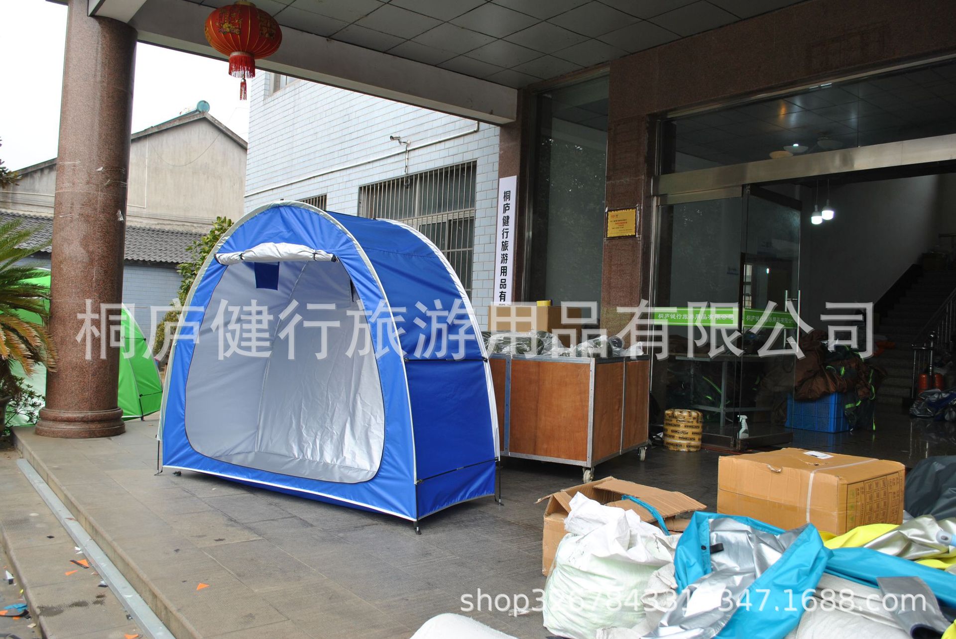 Picture of 50 foreign trade export printed logo, outdoor cycling tent, storage room tent single car shed tent