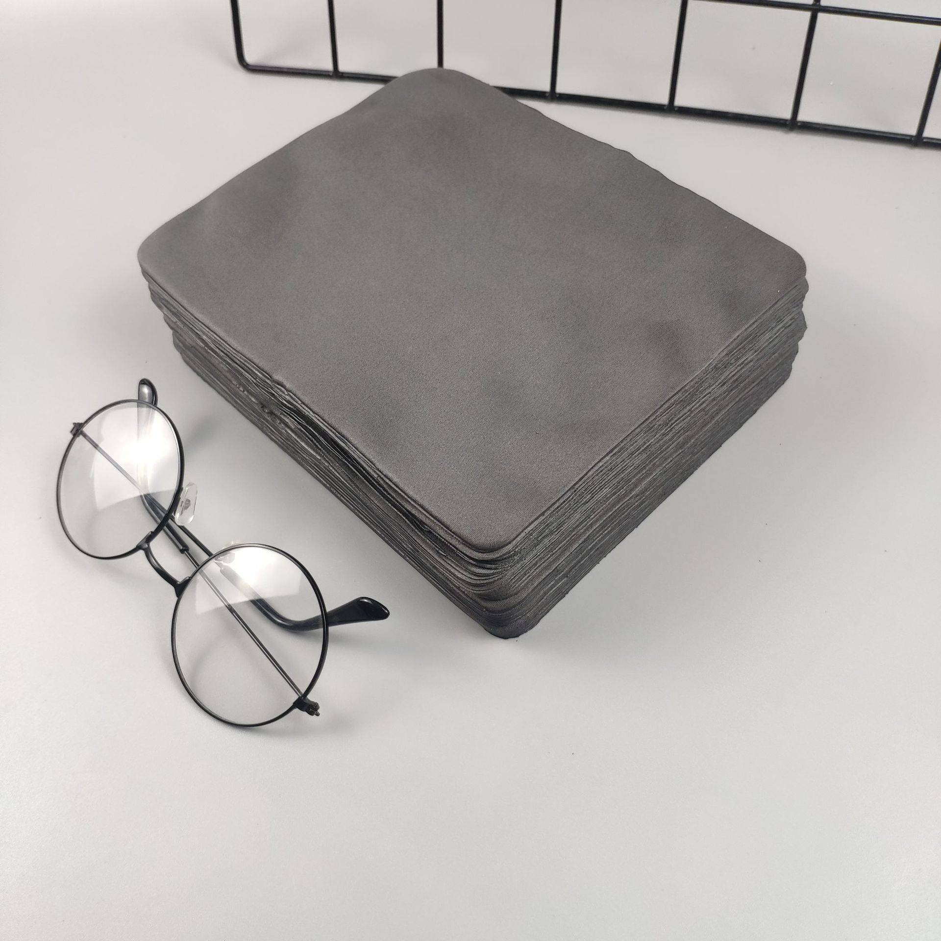 Picture of In stock suede glasses cloth ultra-fine fiber wiping cloth lens cloth of various sizes various colors wholesale fixed