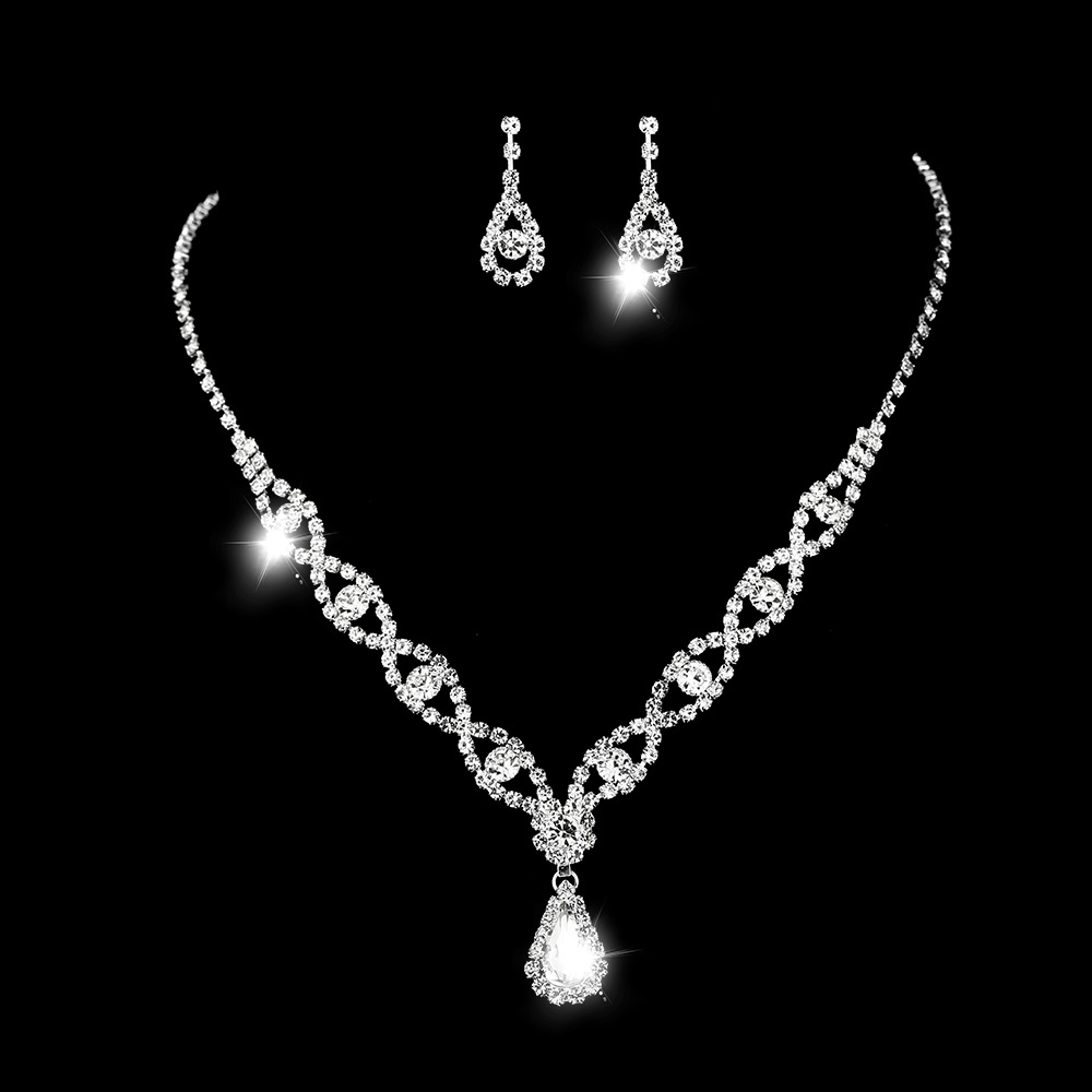 Cross-border spot Amazon hot new bridal jewelry fashion love diamond pendant necklace earrings set