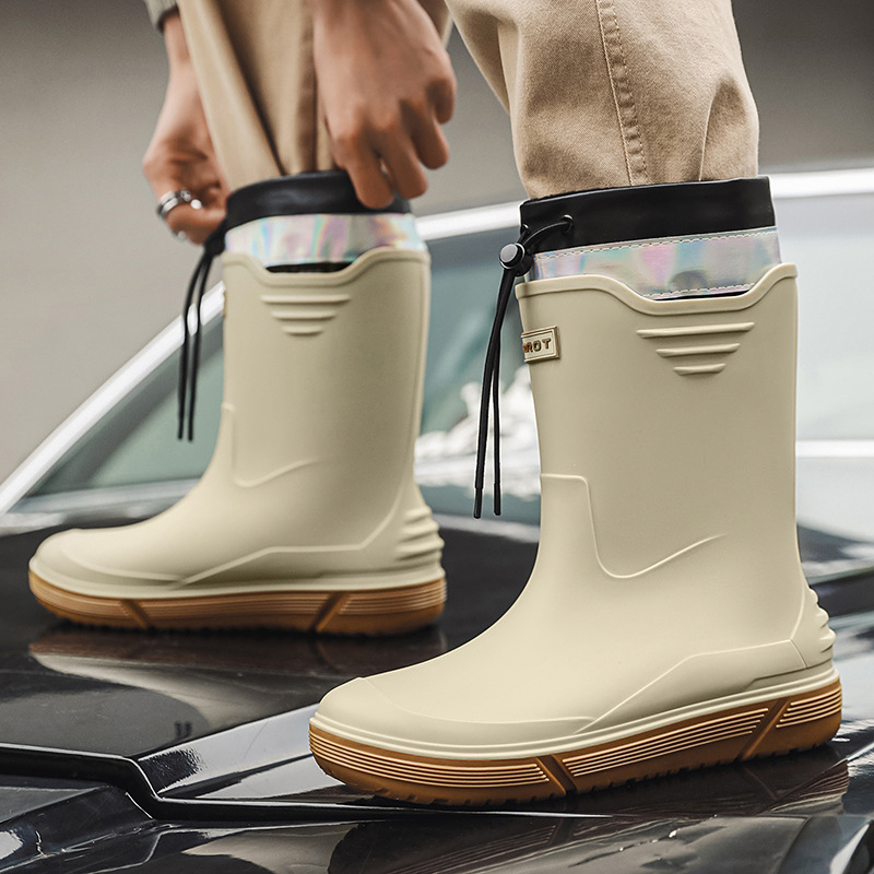 Water Shoes closed Men's mid-calf non-slip waterproof shoes new fashion outdoor water boots warm short rubber shoes delivery batch