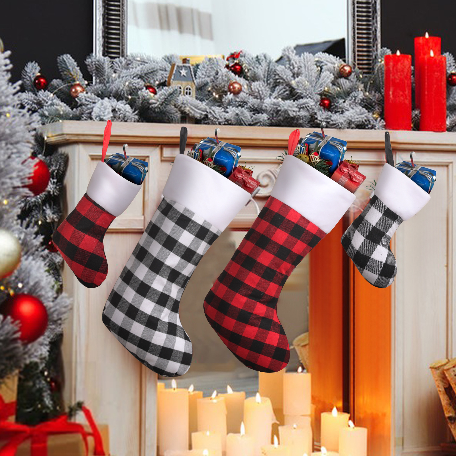 2022 cross-border new holiday atmosphere decorative gift bag size two three-color plaid Christmas socks gift bag