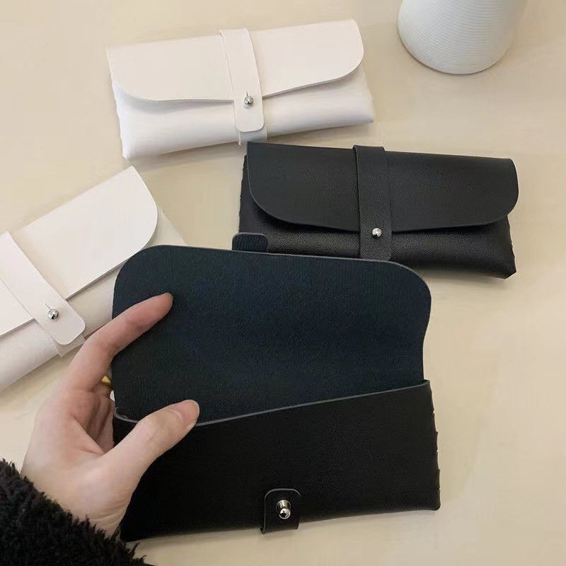 Picture of Black Simple Glasses Clutch Sunglasses Storage Box PU Leather Sunglasses Bag Portable Pressure Resistant Advanced Glasses Case