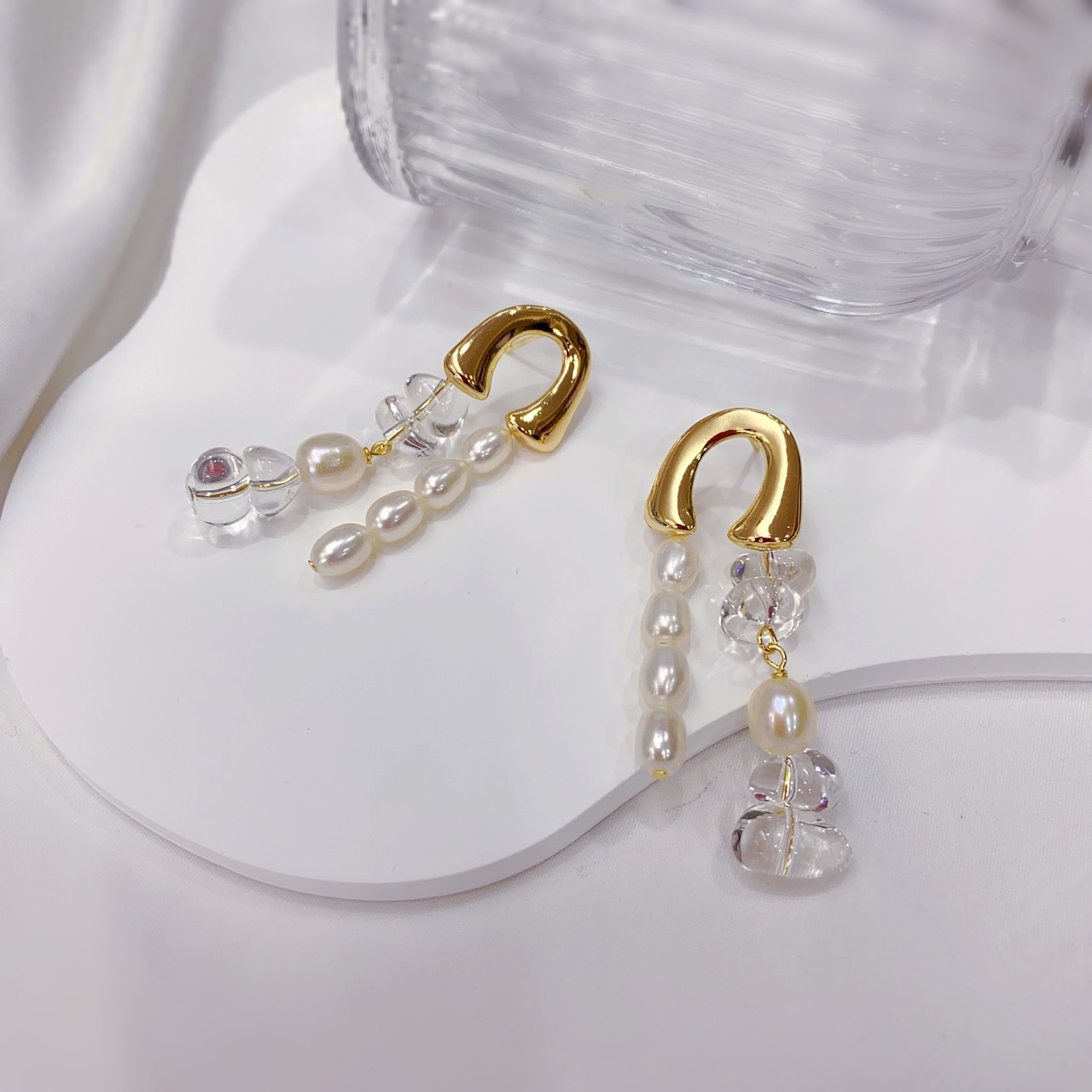 Picture of Special White Crystal Small Unique Daily Retro Summer Natural Freshwater Pearl Elegant Face Small High-grade Earrings