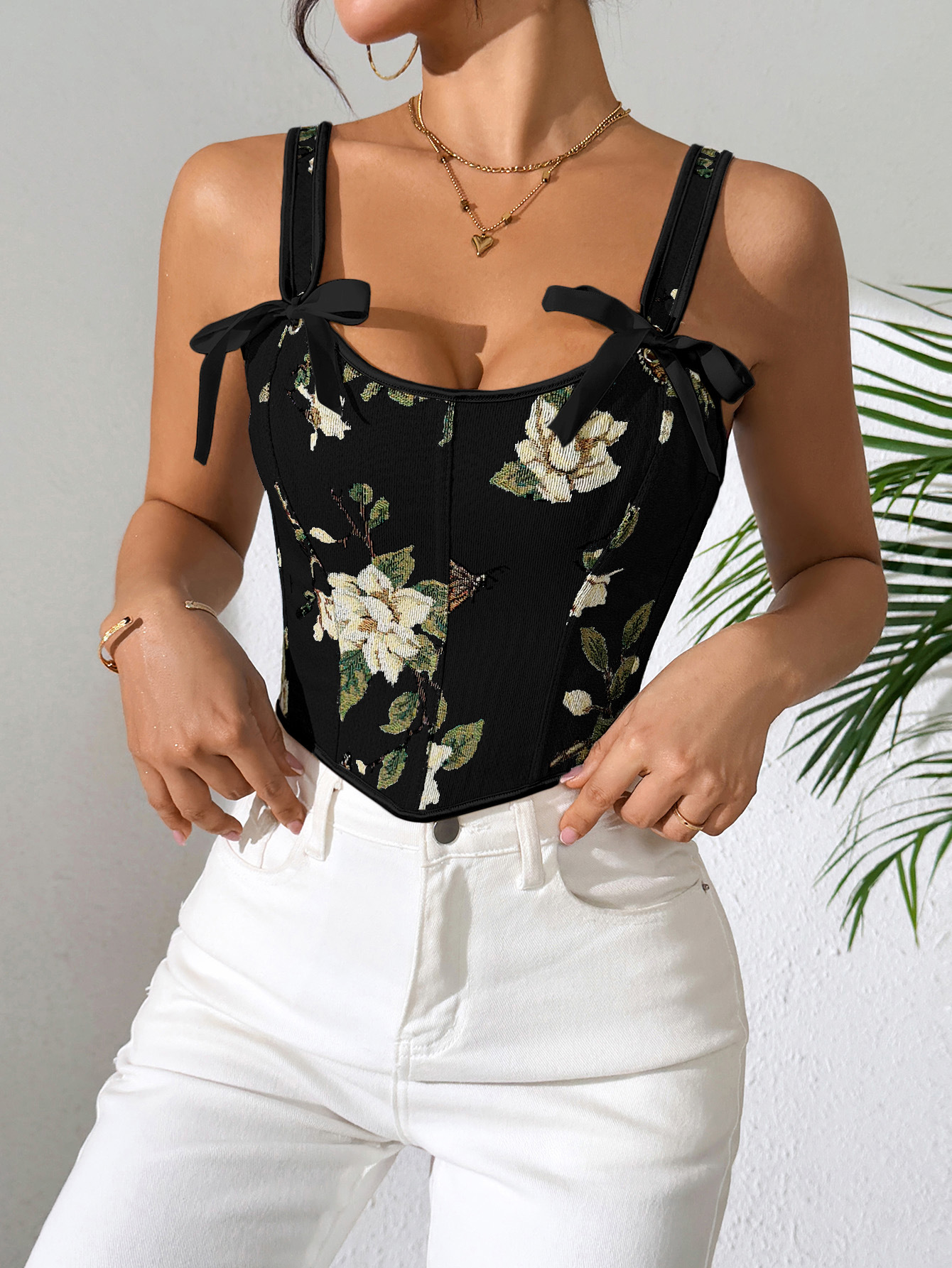 Cross-Border European and American Popular Retro Strappy Black Vest New Small Vest Foreign Trade Flower Suspender Sexy Bra
