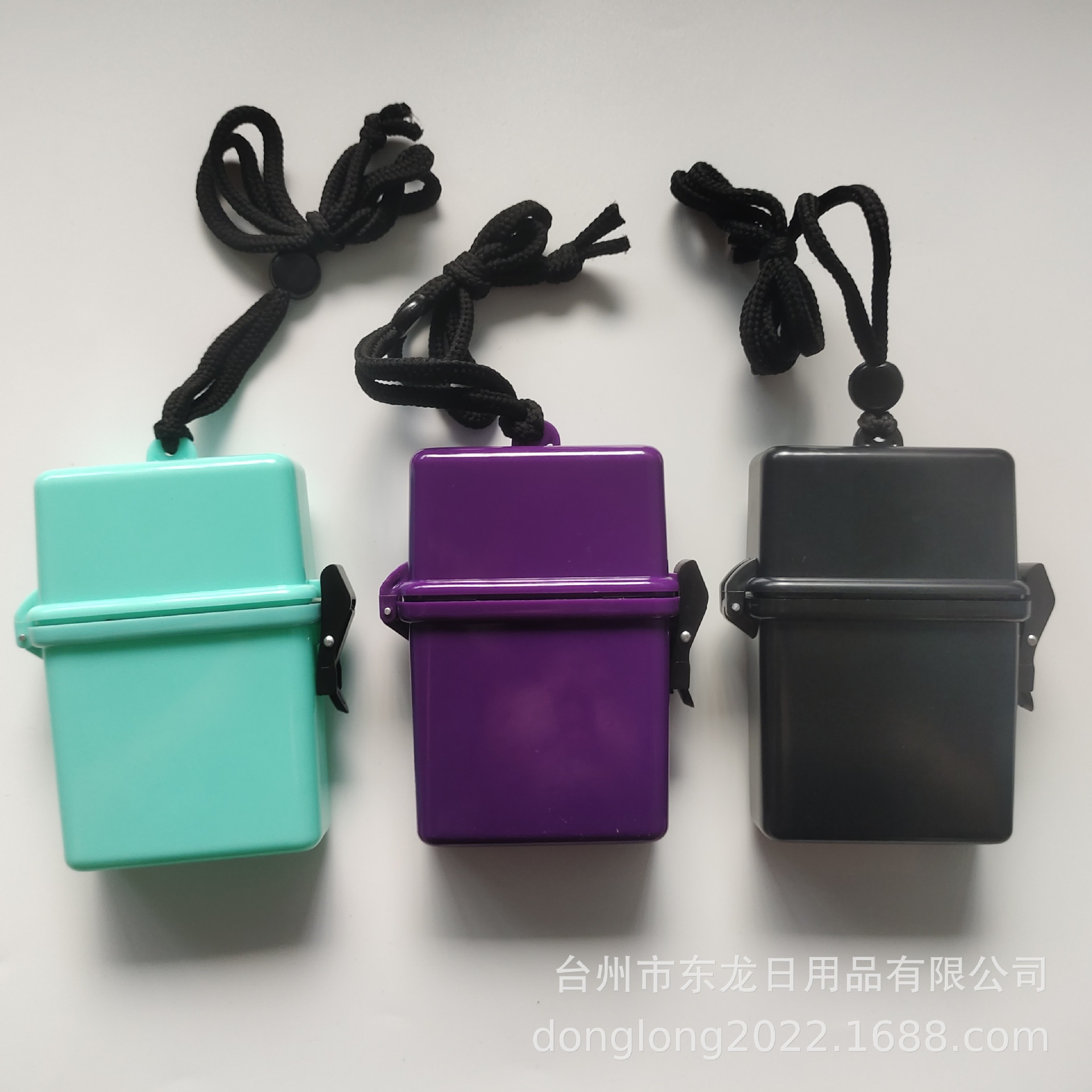 Picture of New Hot Recommendation Ins Hip-Hop Transparent Cigarette Box Beach Jar Cigarette Hanging Neck Plastic Popular Waterproof Box Digital Cigarette