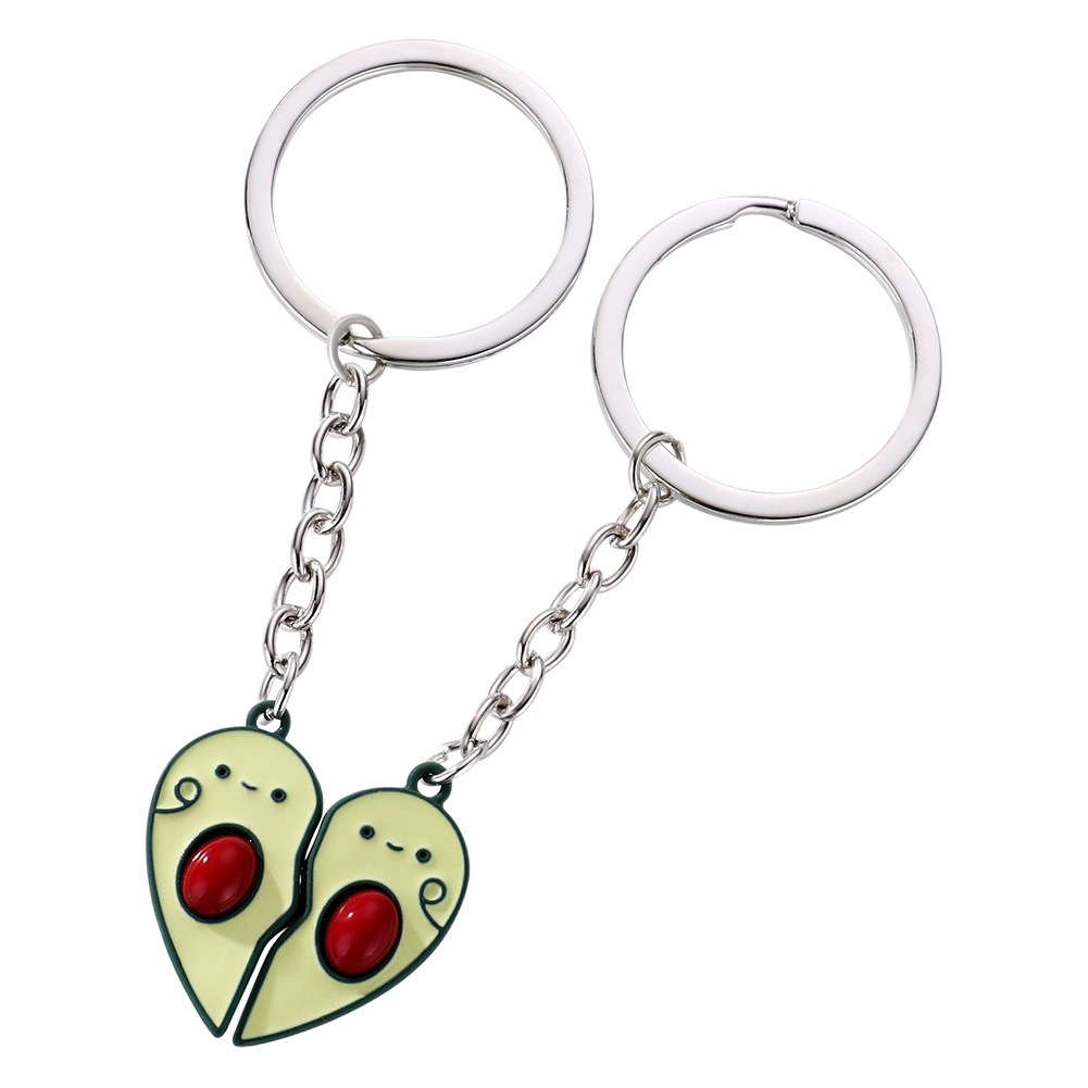 Cross-border new girl heart cute keychain couple ornaments bag pendant alloy dripping magnetic keychain