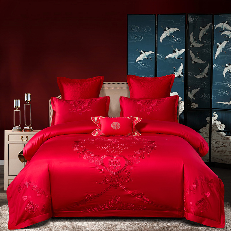 Picture of Wedding Four-Piece Set Embroidered Wedding Pure Cotton Bright Red Wedding Room Embroidered Bedding Quilt Bedding