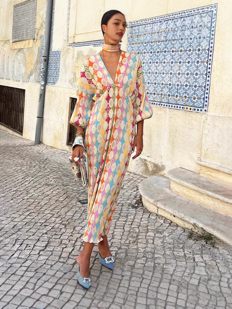 Cross-border 2025 spring and summer European and American women's AliExpress elegant printing V-neck lantern long sleeve A- line dress women