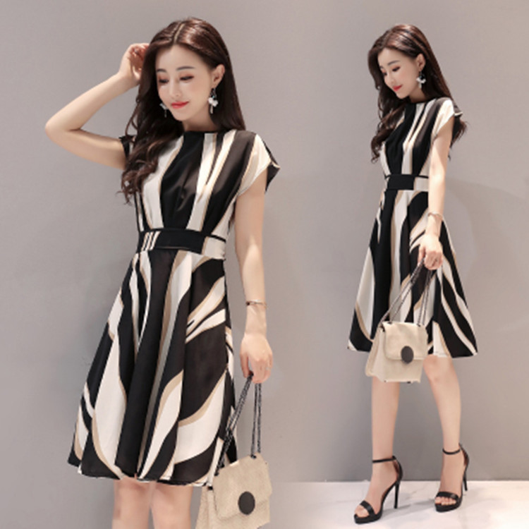 Summer Korean Style New Mid-length Loose Slimming dress Women's Fashionable Elegant Round Neck Short Sleeve High Waist A- line Skirt