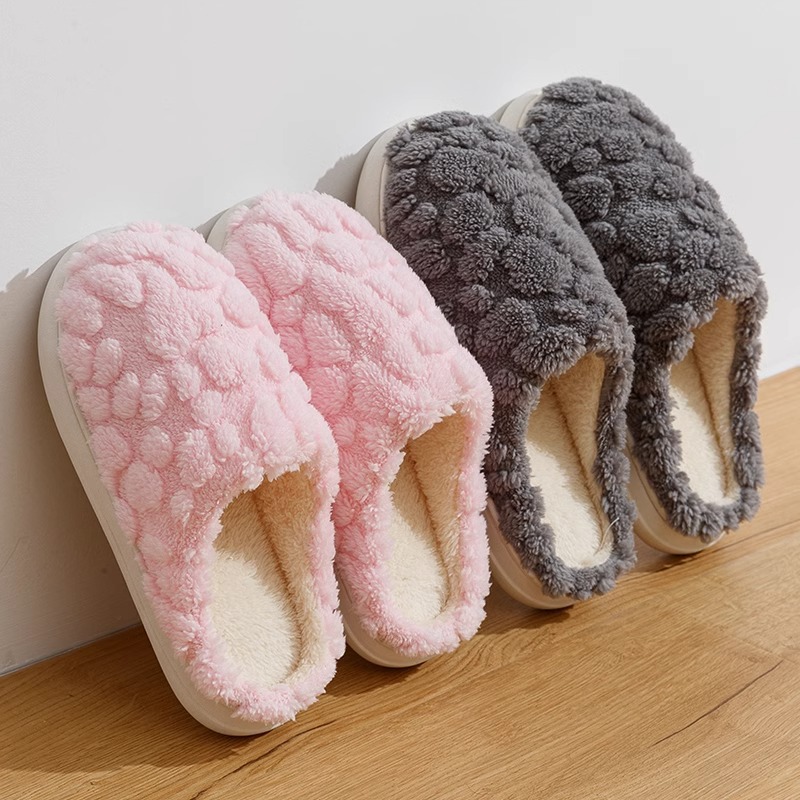[Welfare] 2024 Cotton Slippers for Women, Indoor Warm and Poop-Feeling Plush Household Winter Anti-Slip New Cotton Slippers