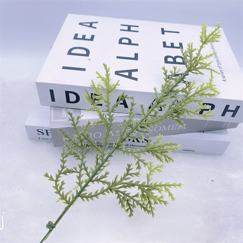 Picture of Amazon for simulation Christmas pine needle simulation green Christmas wreath Christmas tree Christmas decorations green plants