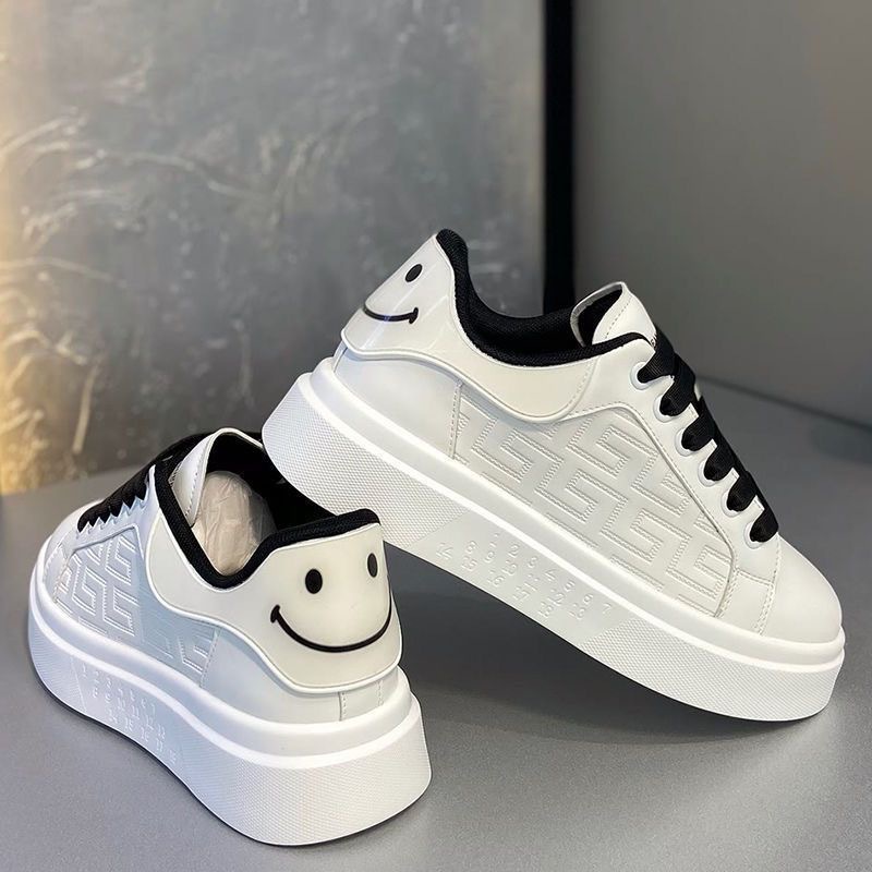 Men's Shoes Summer 2025 New Breathable Thick-soled Elevated Board Shoes Fashionable All-match Sports Casual Shoes Men's White Shoes