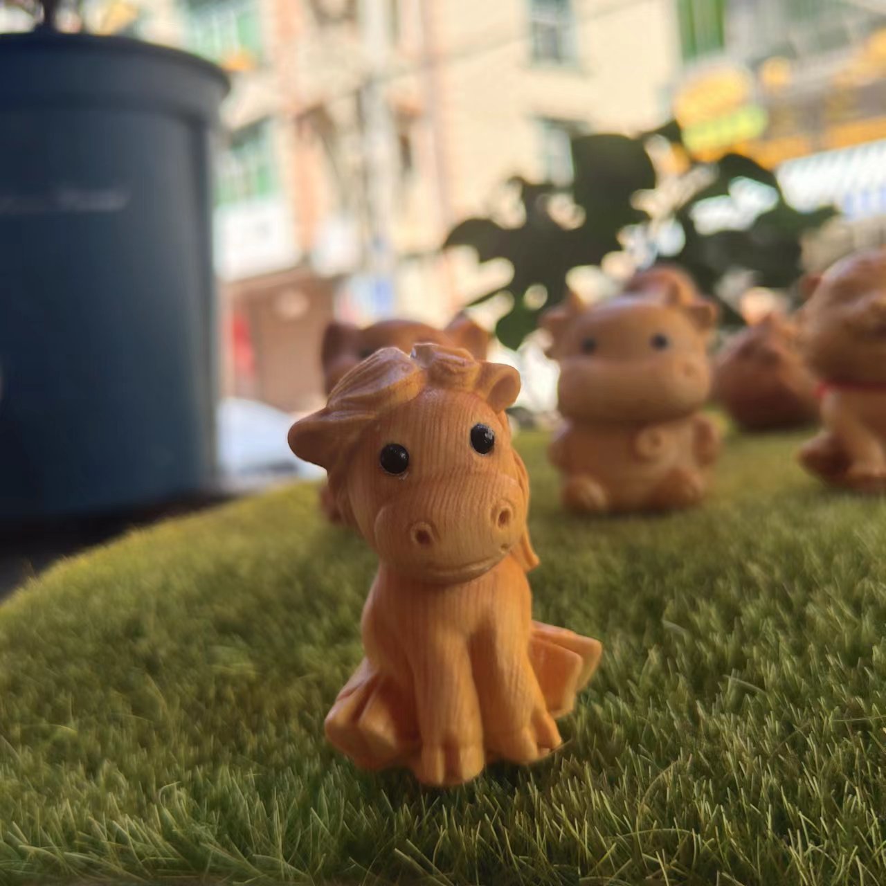 Picture of Thuja Wood Carving Zodiac Handhandle Cute Small Animal Desktop Ornaments Crafts Birthday Gift Pendant