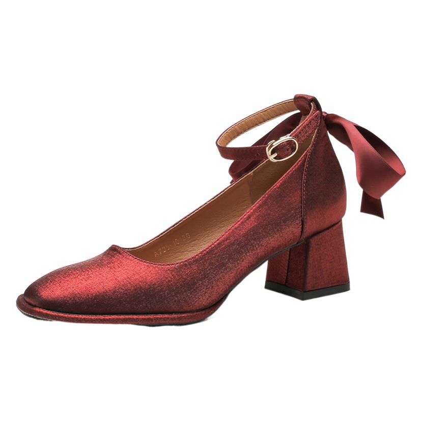 French Style Red Wedding Shoes Women's 2025 Spring and Autumn New Square Toe Xiuhe Two-Wearing Chunky Heel Not Tired Feet Bridesmaid High Heel Shoes