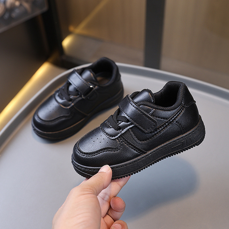 Picture of Spring and Autumn Ultra Light Solid Sole Children's Sneakers Board Shoes Baby Girl's Velcro Shoes Boy's Sneakers Academy Style White Shoes