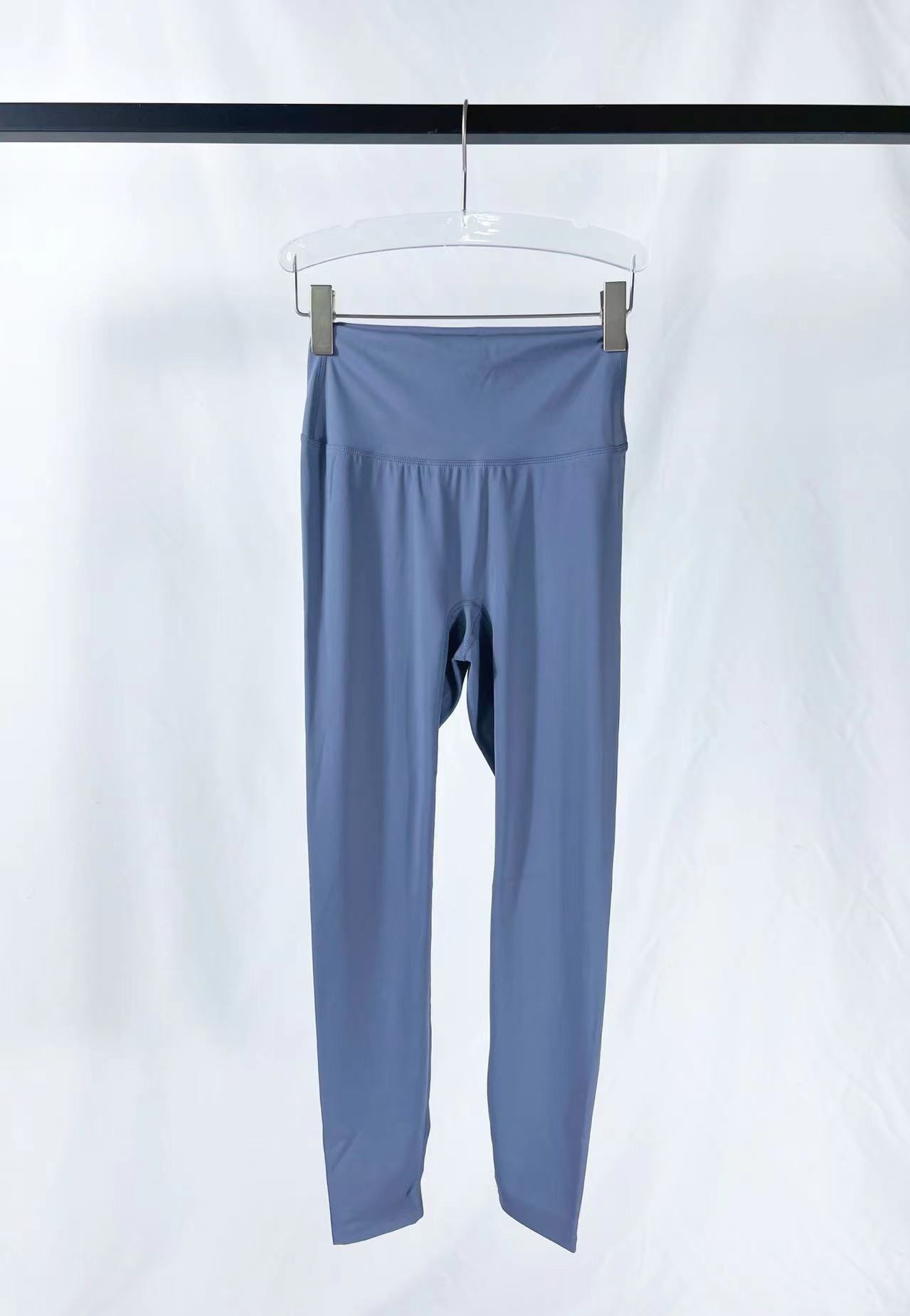 Picture of Double-sided Scrub Naked Sense No T-line Fitness Sports Pants Running Tight Pants High Waist Hip Yoga Pants for Women