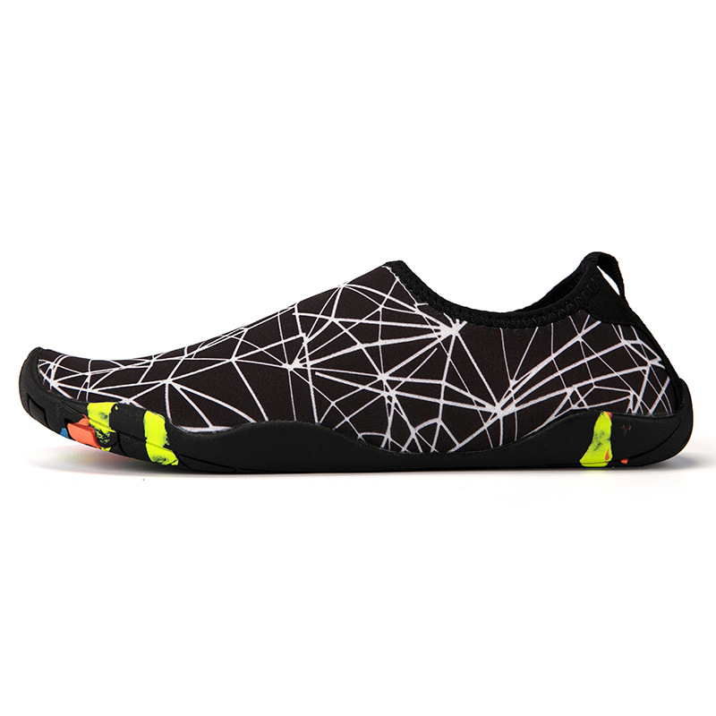 Picture of Water shoes, men and women outdoor diving shoes breathable swimming shoes beach snorkeling shoes