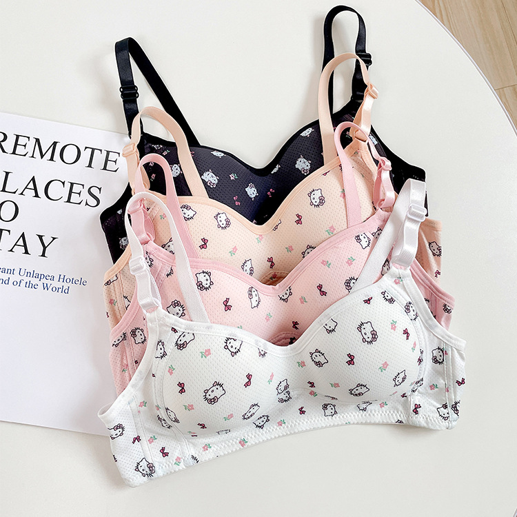 Girls' underwear for middle school students comfortable breathable anti-exposure bra cute seamless thin cup bra during development