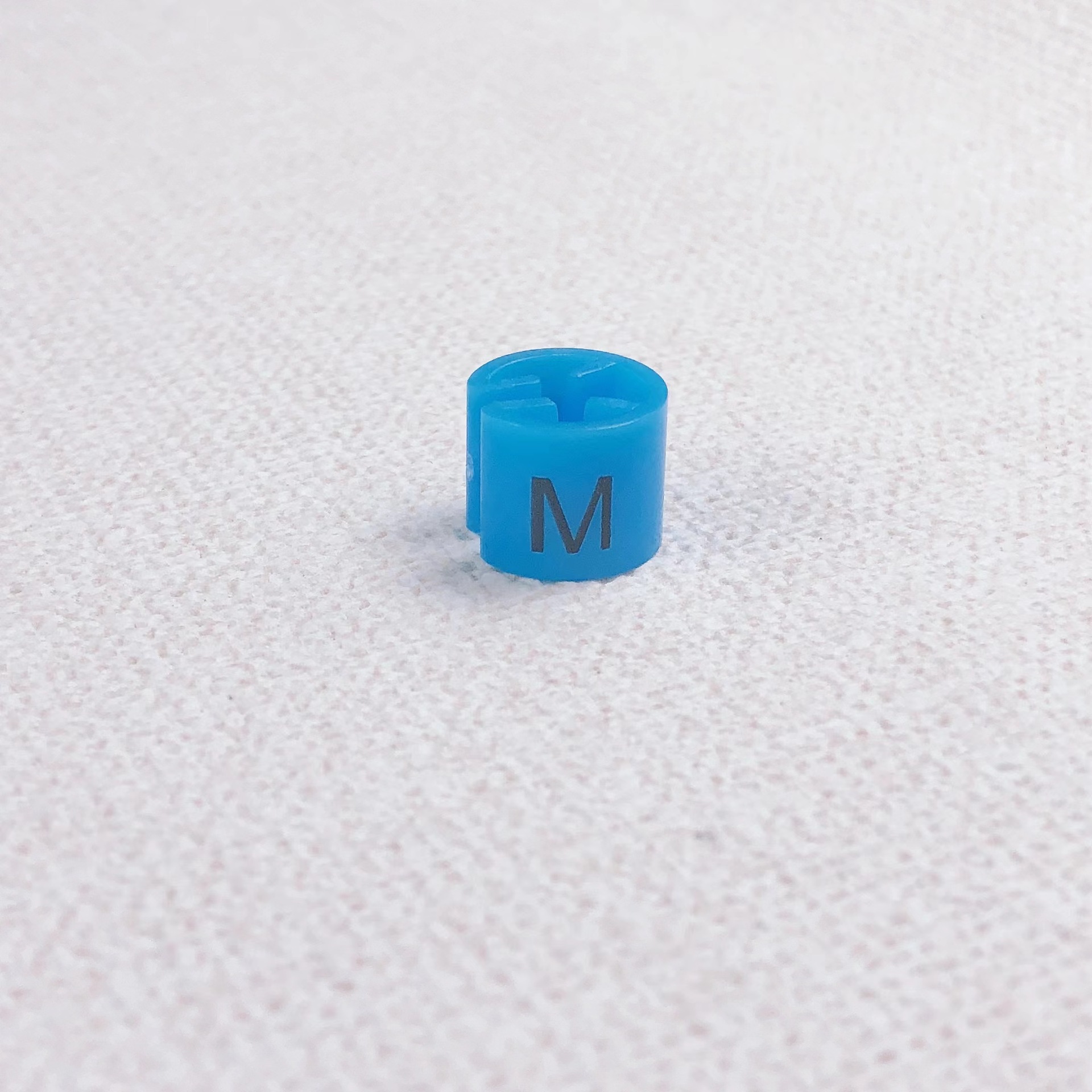 Picture of [Alphabet Size Buckle] Round Four-Tooth Size Circle Plastic Beads Adult Pants Size Grain Ready in Stock