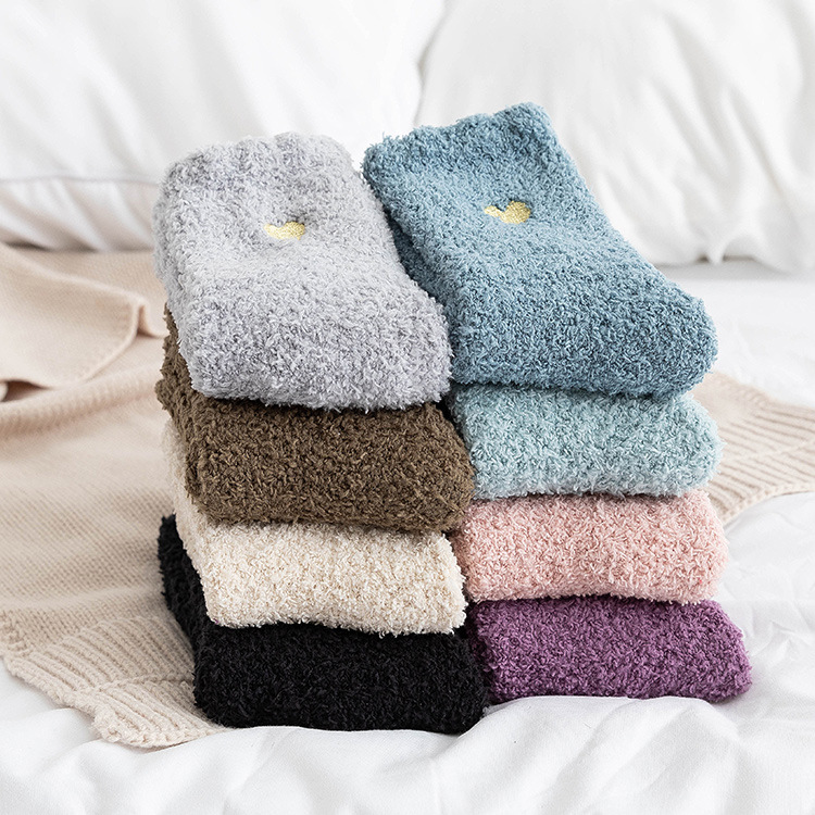 Picture of Coral Velvet Socks Autumn and Winter Heart Home Floor Socks Sleep Socks Half Velvet Women's Mid-Calf Socks Warm and Thickeneded