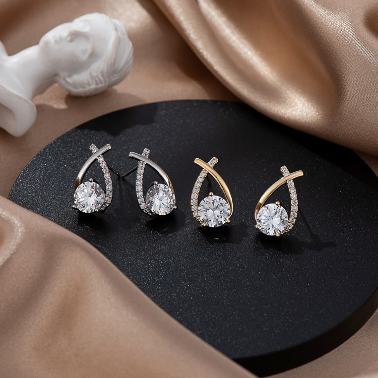 Zircon Bow Earrings Niche Design Earrings Advanced Sense Light Luxury Elegant Elegant Ear Jewelry 2022 New Fashion Women