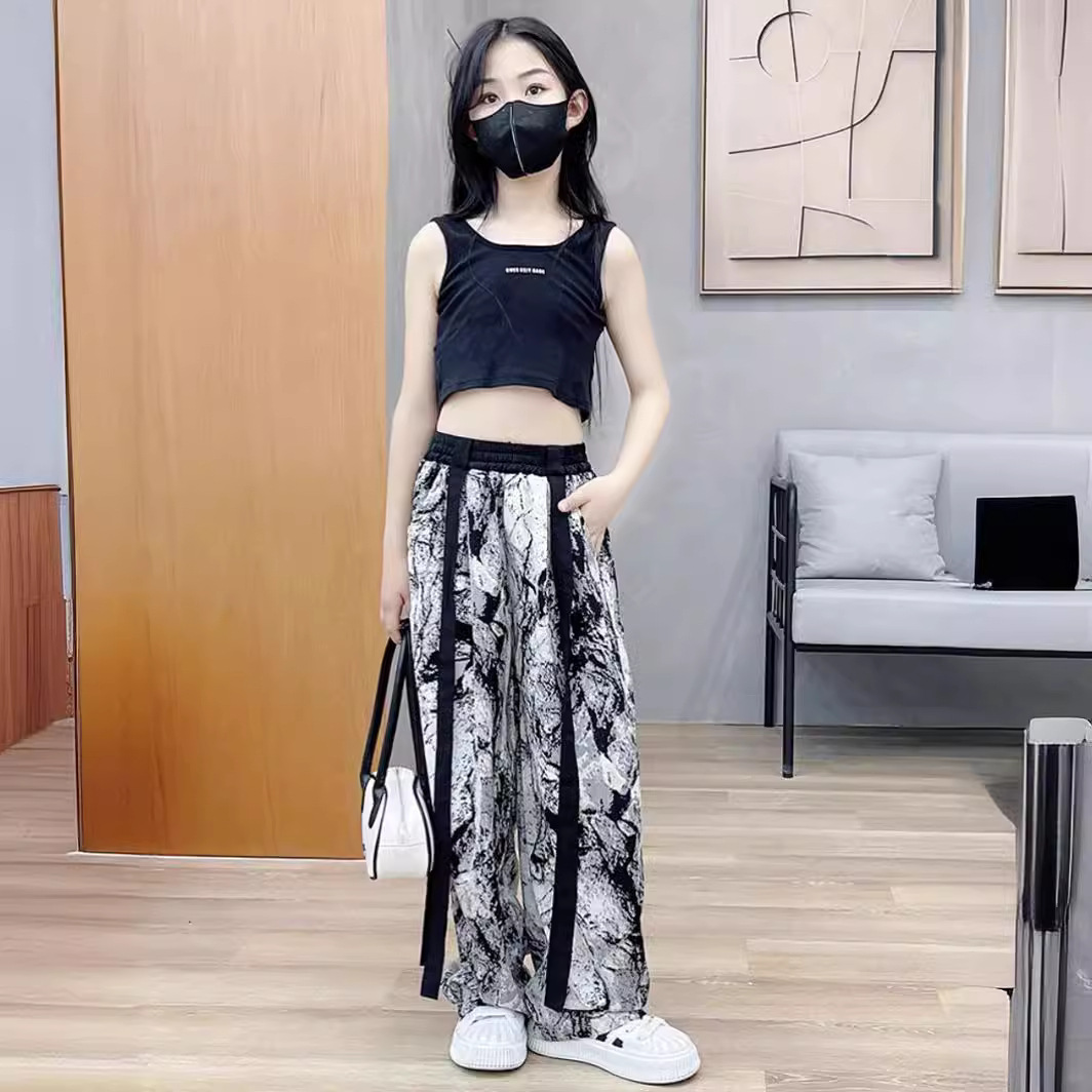 Picture of Girls' Pants Summer Children's Ice Silk Casual Pants Sports Pants Spring and Autumn New Thin Anti-mosquito Pants Big Children's Summer Wear