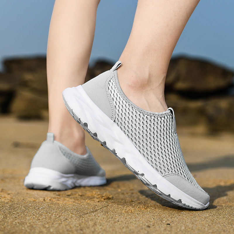 Picture of Cross-border plus size Outdoor Autumn New Couple Casual Mesh Men's Shoes Soft Sole Lightweight Breathable Running Shoes sneaker